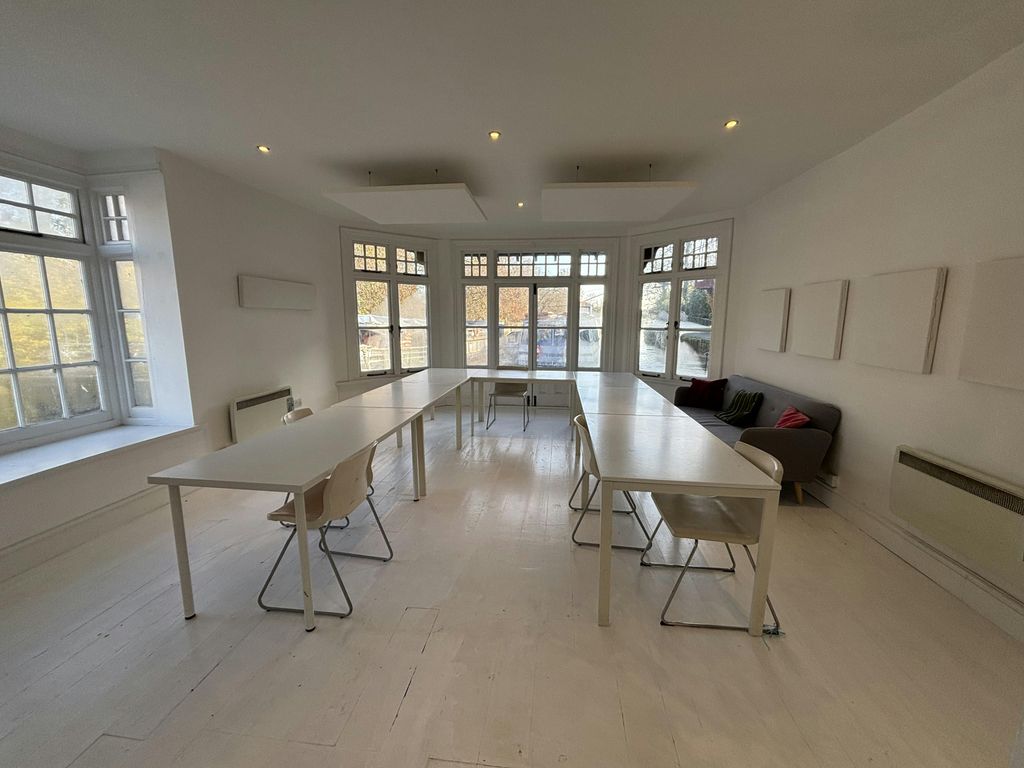 Property photo 3 of 6 Img_5830.Jpeg