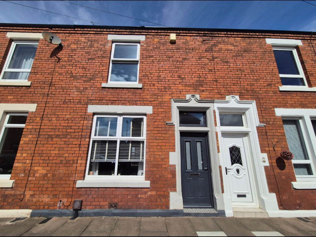 Property photo 1 of 16 Front
