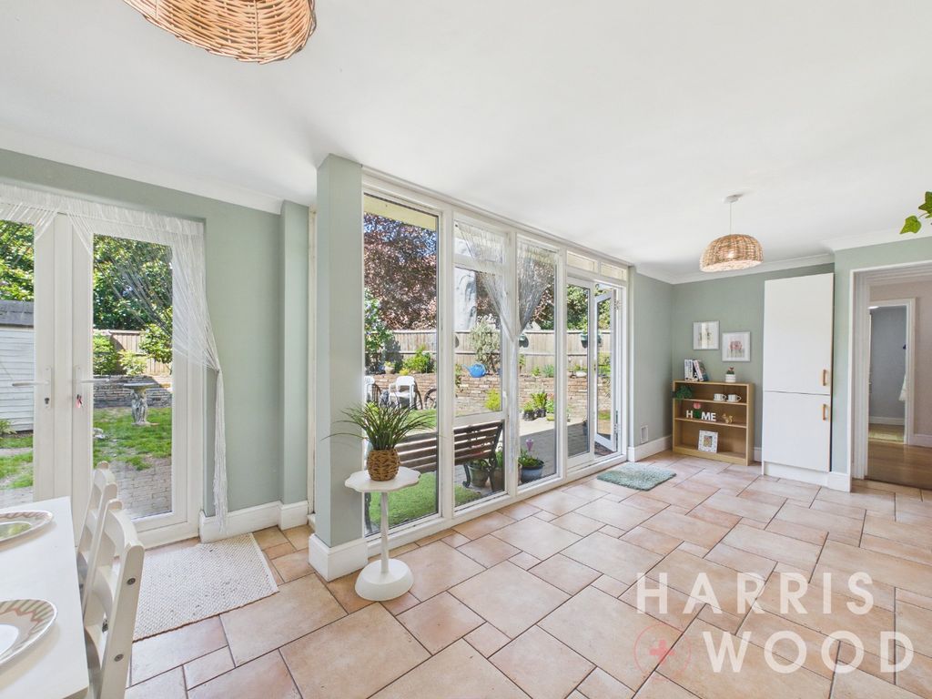 Property photo 2 of 37 4877802