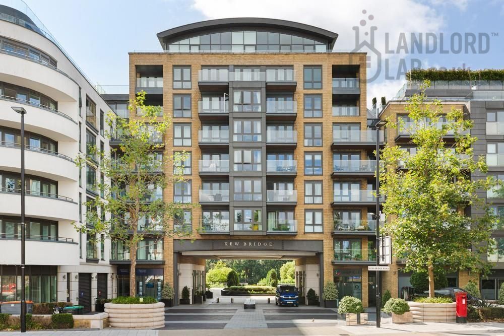 Property photo 1 of 16 Main Entrance