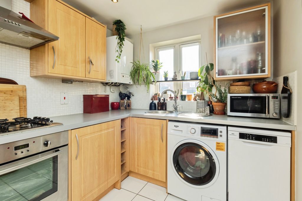 Property photo 3 of 17 Photography