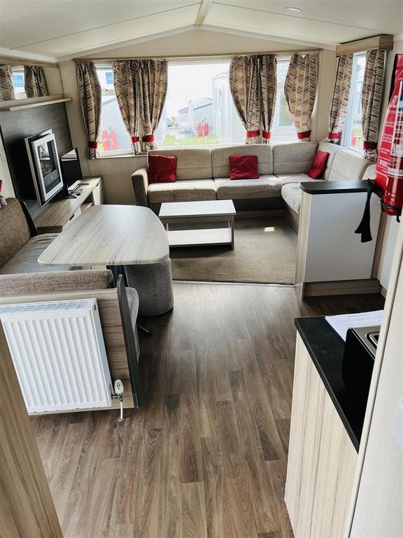 Property photo 3 of 41 Lounge With Sea View