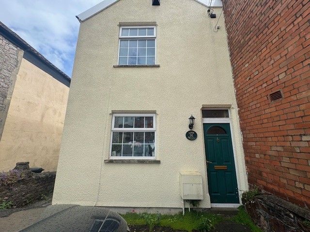 Property photo 1 of 14 Front