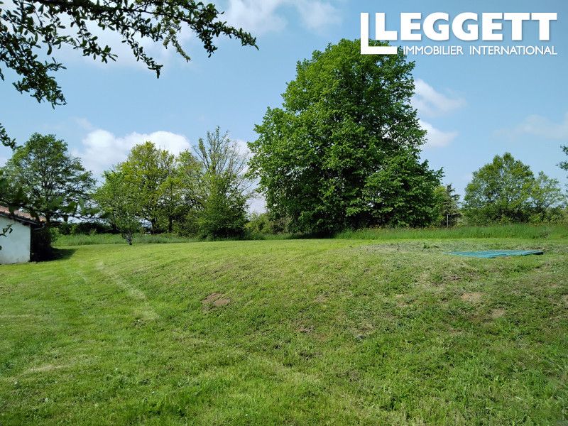 Property photo 3 of 10