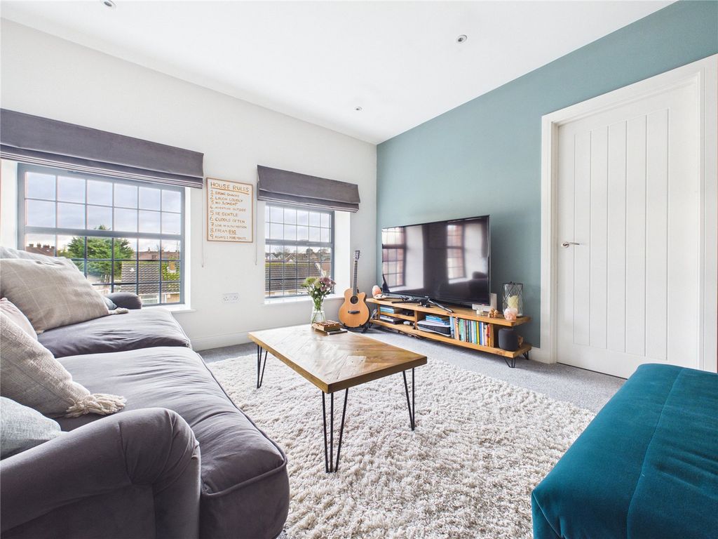 Property photo 2 of 16 Picture No. 07