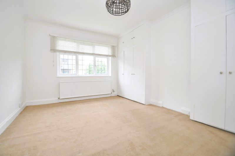 Property photo 1 of 7 Photo 9