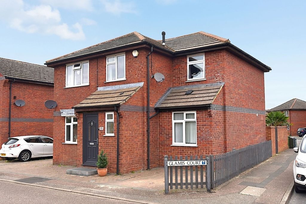 Property photo 1 of 26