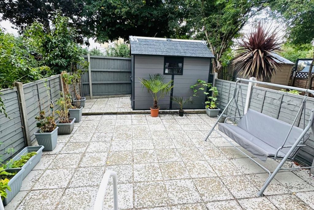 Property photo 2 of 7