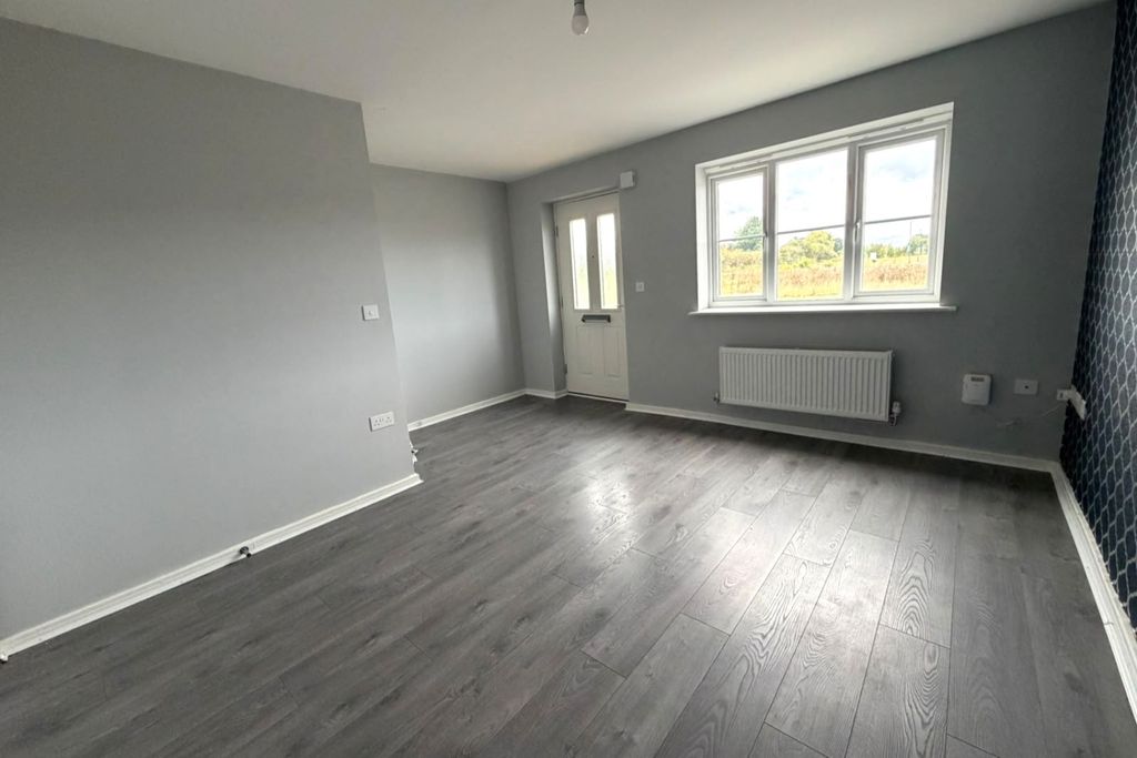 Property photo 2 of 9 Original-71Ad2Ed9-1B4D-417B-Bbac-Ab8C1Df4F57D