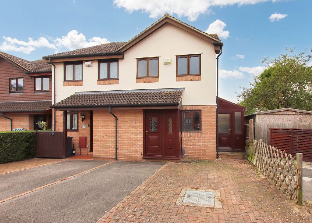 Property photo 2 of 14