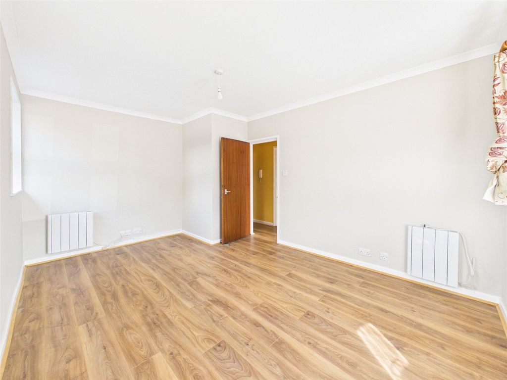 Property photo 3 of 20 Picture No. 03