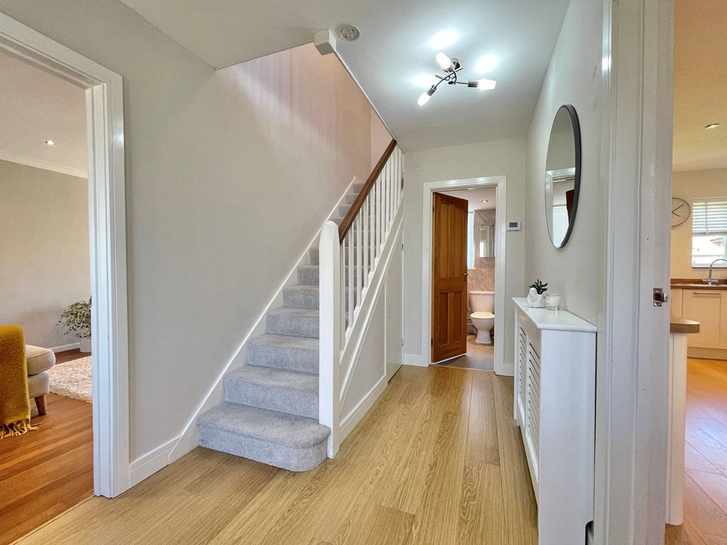 Property photo 2 of 59