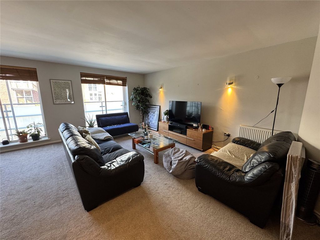 Property photo 1 of 5 Picture No. 02