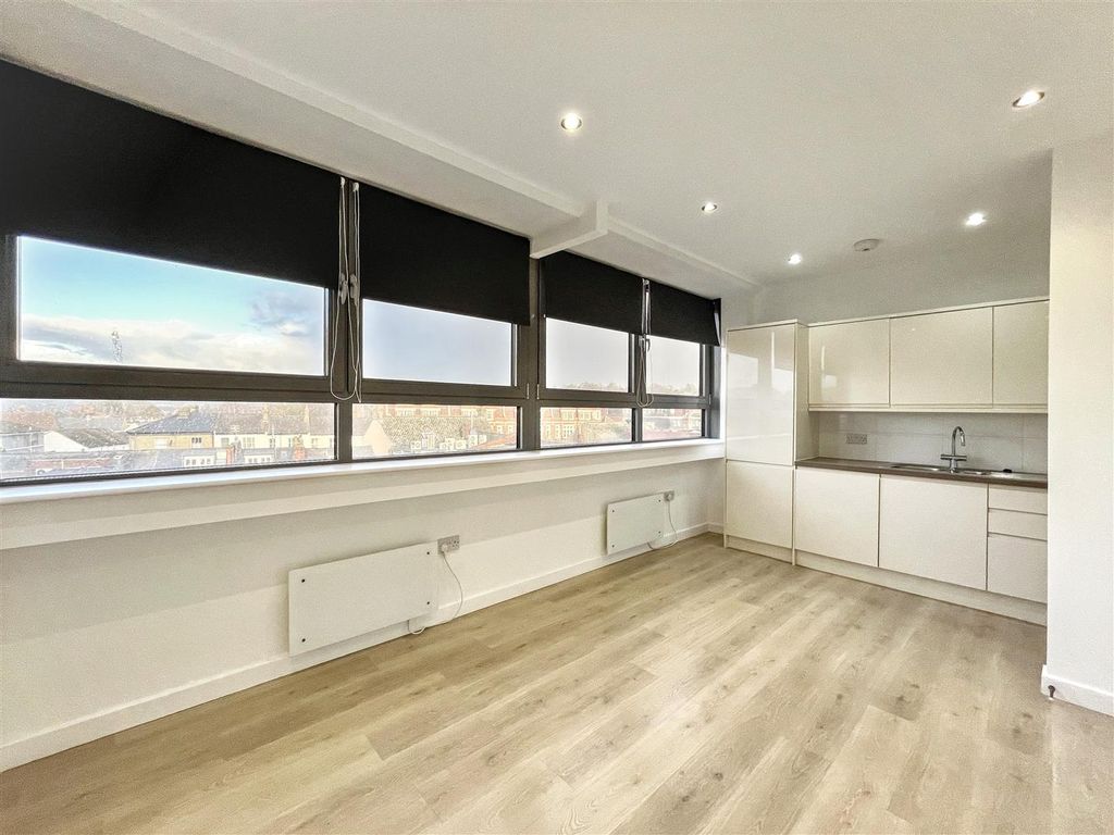 Property photo 1 of 7 Img_2930.Jpg