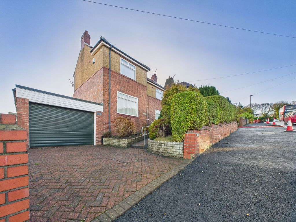 Property photo 1 of 15 External