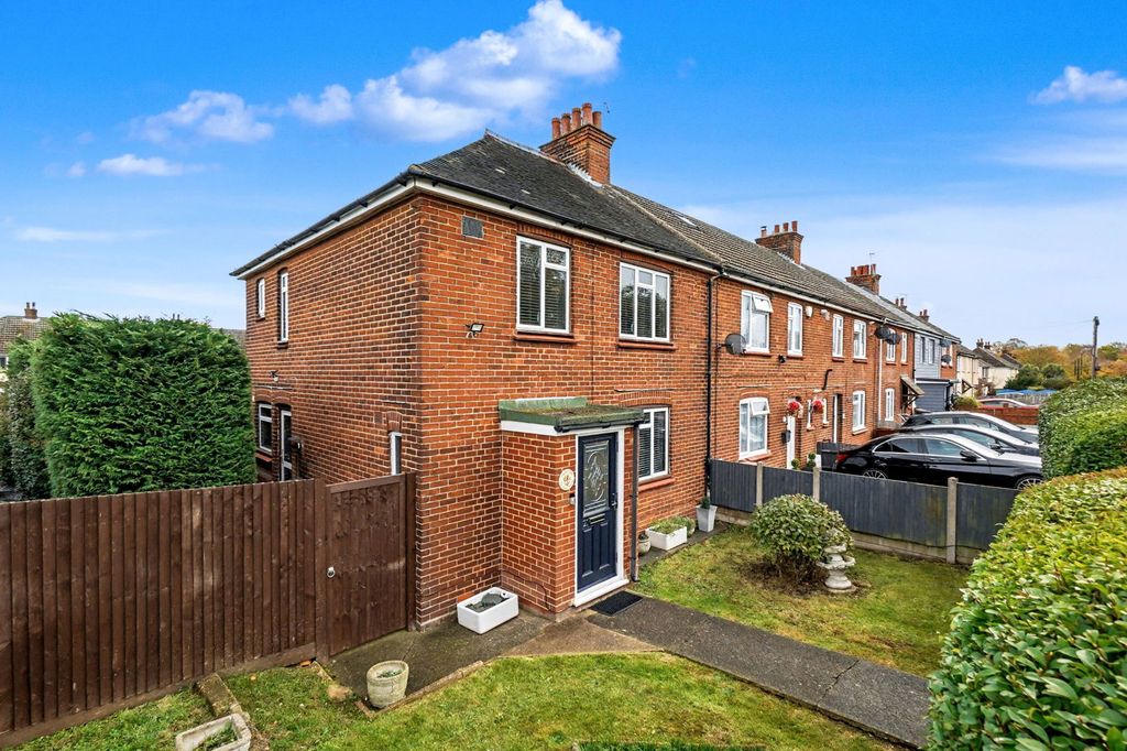 Property photo 1 of 25