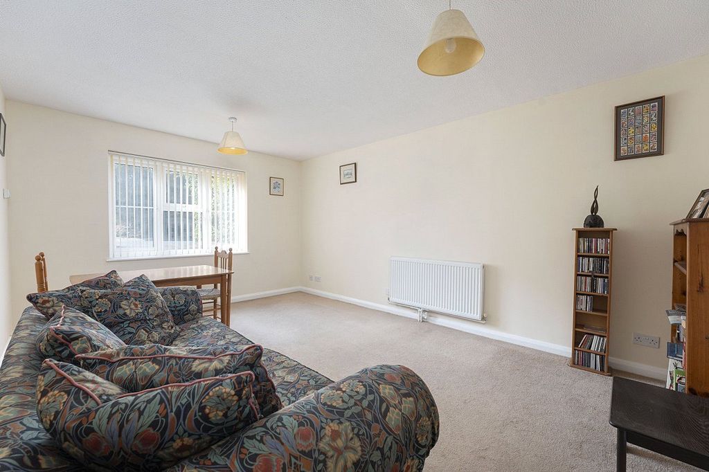 Property photo 2 of 11 Picture No. 06