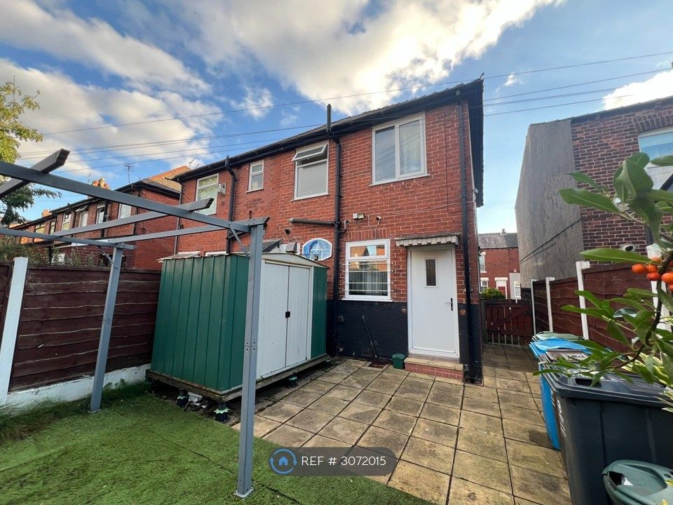 Property photo 2 of 12