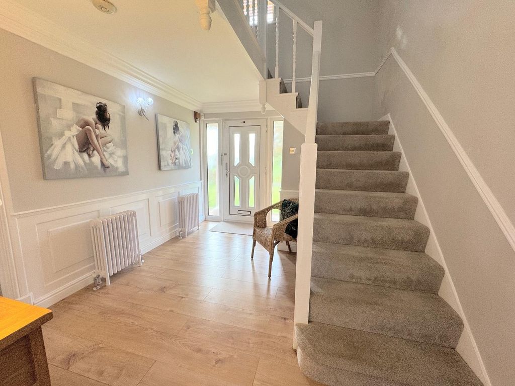 Property photo 2 of 33 Hallway