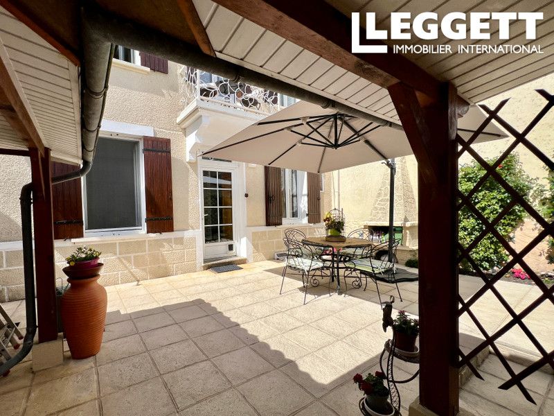 Property photo 1 of 10