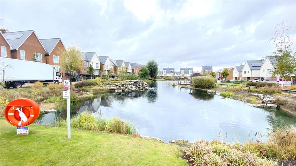 Additional image 26 of 2 bed flat for saleCastleridge Drive, Greenhithe DA9