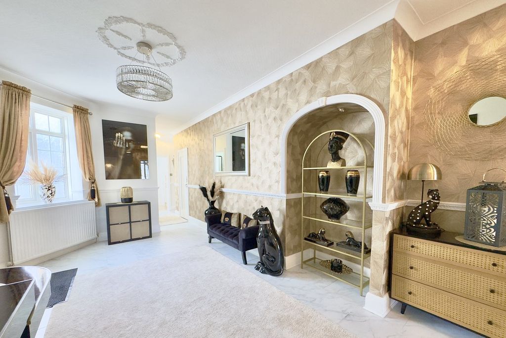 Additional image 6 of 5 bed flat for saleBath Road, Bournemouth BH1