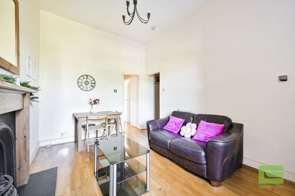 Property photo 3 of 11 Photo 14