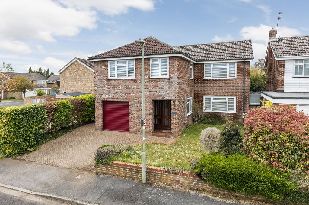 Property photo 1 of 21