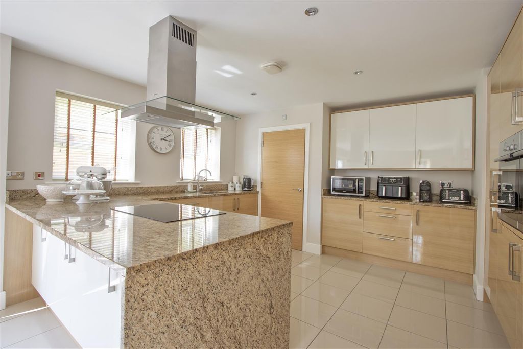Property photo 3 of 25 Open Plan Kitchen/Diner