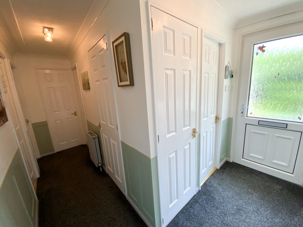 Property photo 3 of 32