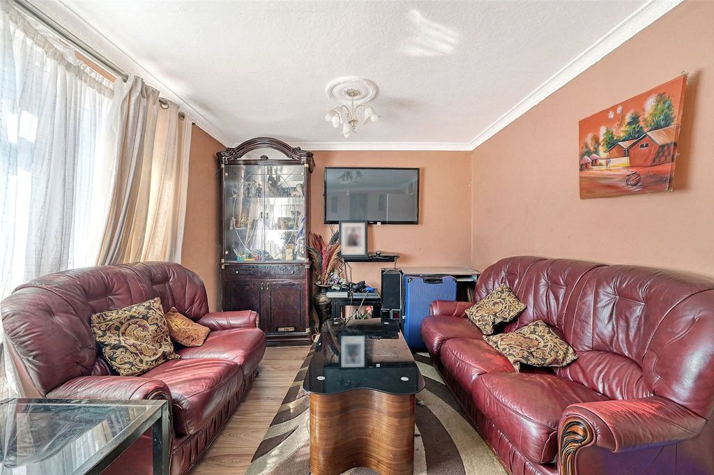 Property photo 2 of 14 Picture No. 12