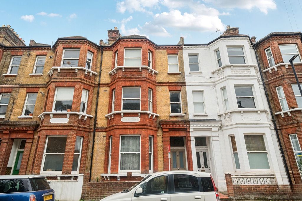 Property photo 2 of 12 Picture No. 14