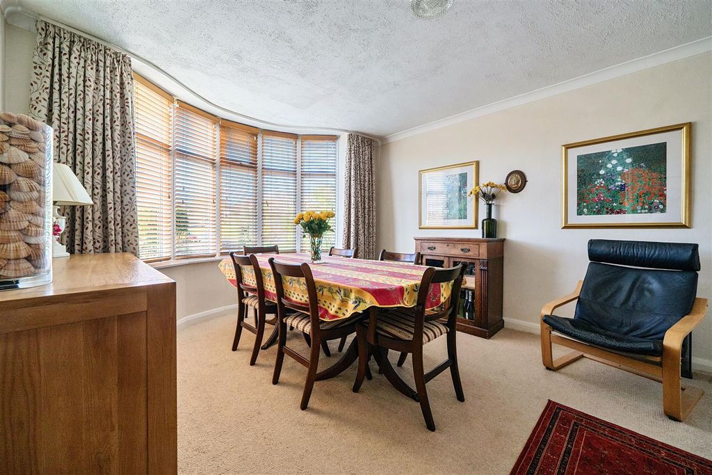Property photo 3 of 36 Dining Room