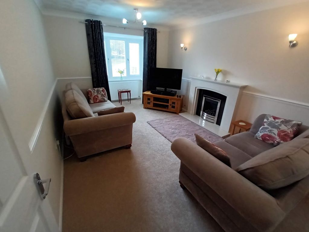 Property photo 3 of 20
