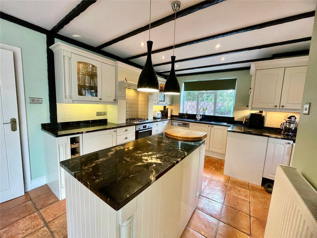Property photo 2 of 32 Dining Kitchen