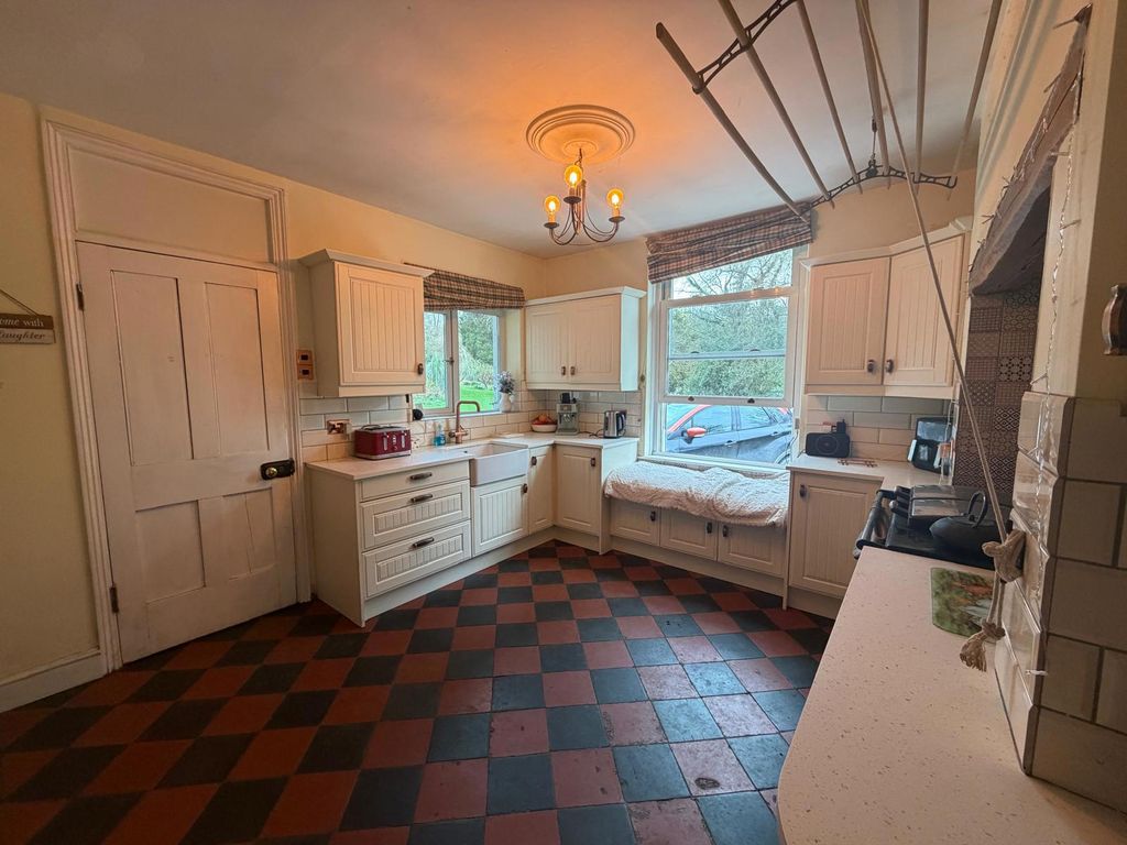 Property photo 3 of 14 Photograph