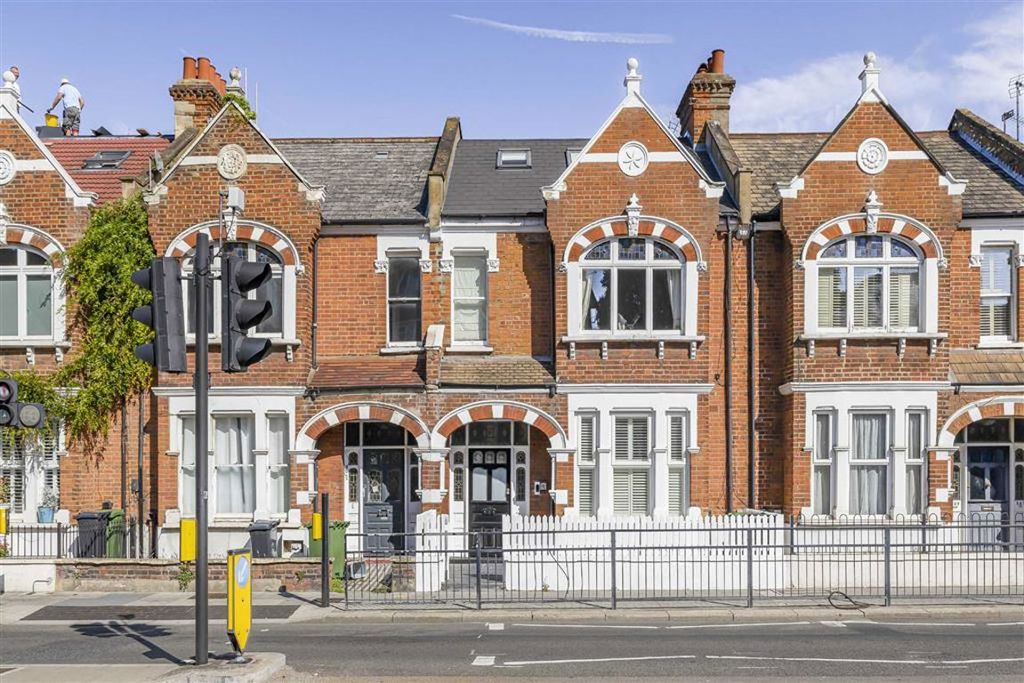 Property photo 1 of 9