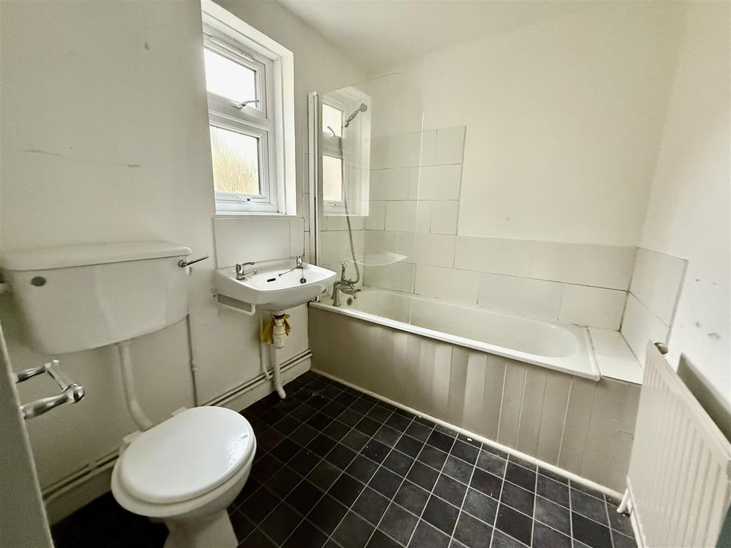 Additional image 15 of 4 bed semi-detached house for saleSt. Margarets Hill, Bradford-On-Avon BA15