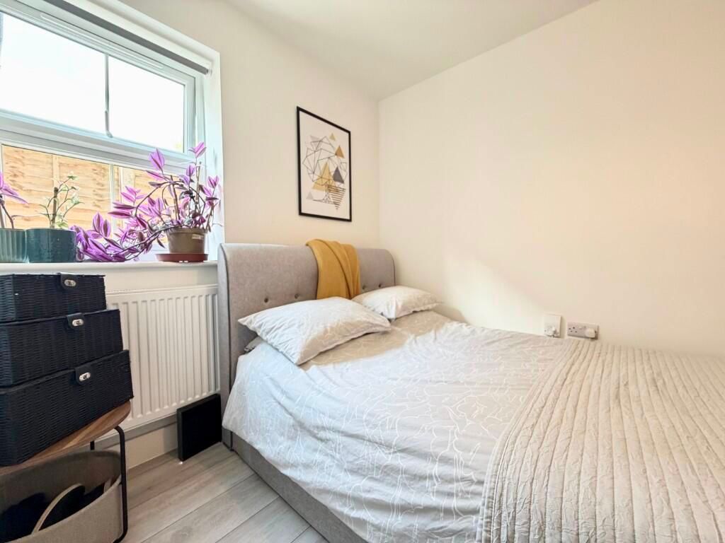 Additional image 11 of 3 bed flat for saleSouth Drive, Coulsdon CR5