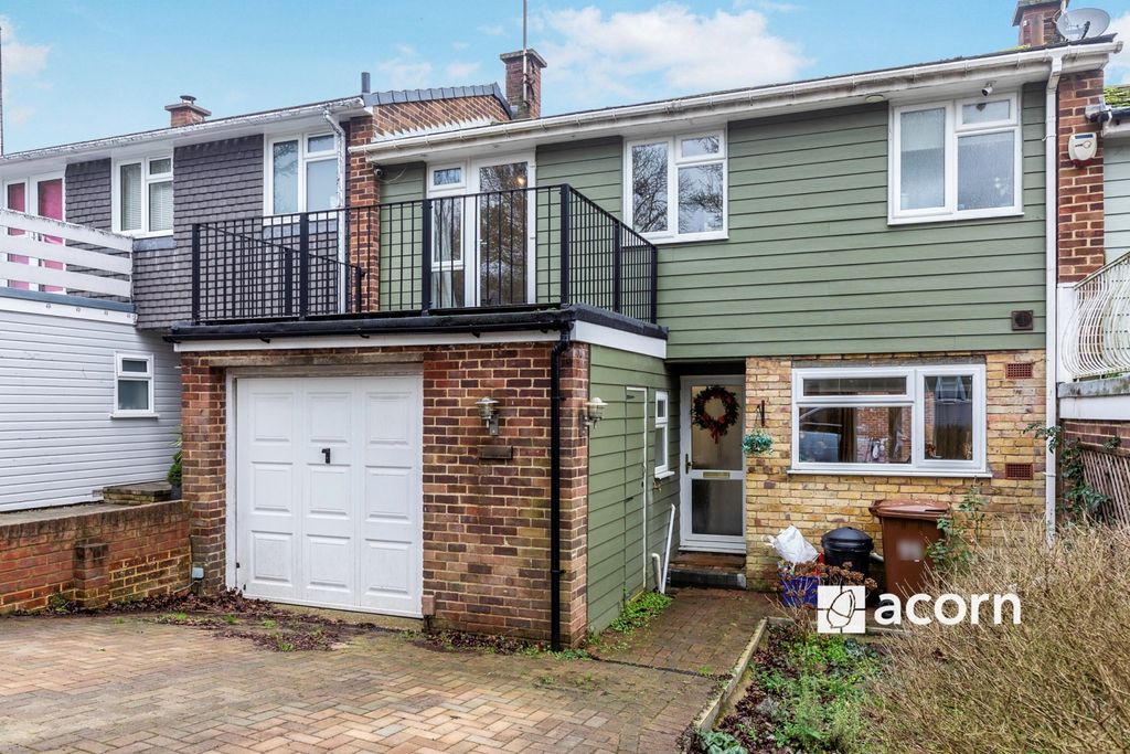 Property photo 1 of 10 d3d72300-F4Fa-F01...