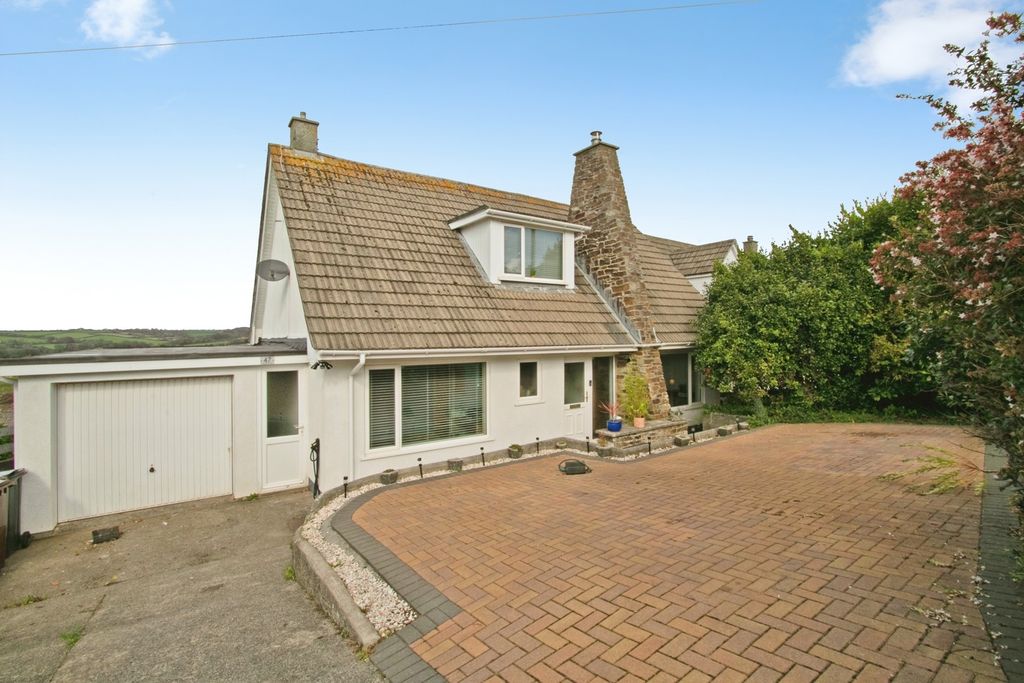 Property photo 1 of 26 Pbox-Img.Jpg