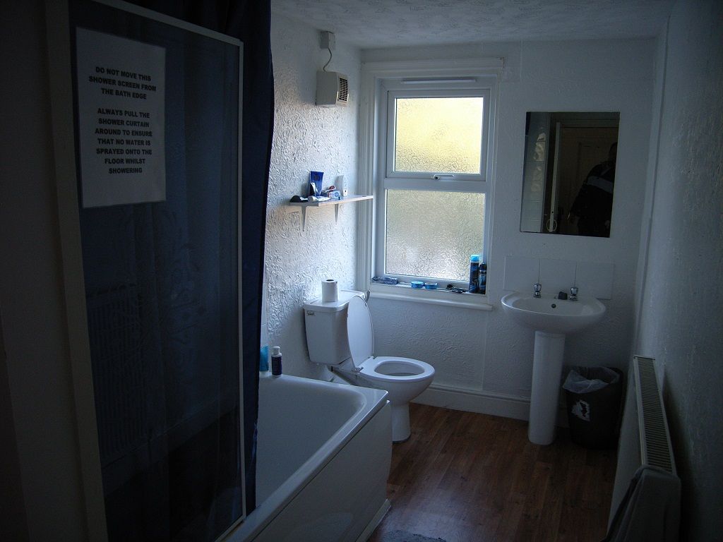 Property photo 2 of 3