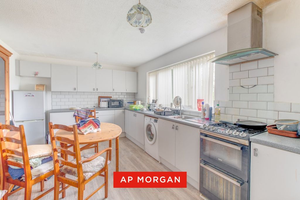 Property photo 3 of 9 Picture No. 05