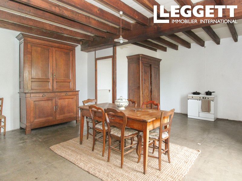 Property photo 3 of 10