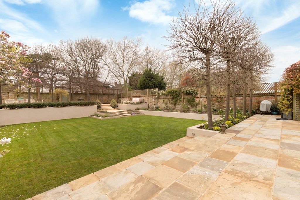 Property photo 3 of 19 Picture No. 26