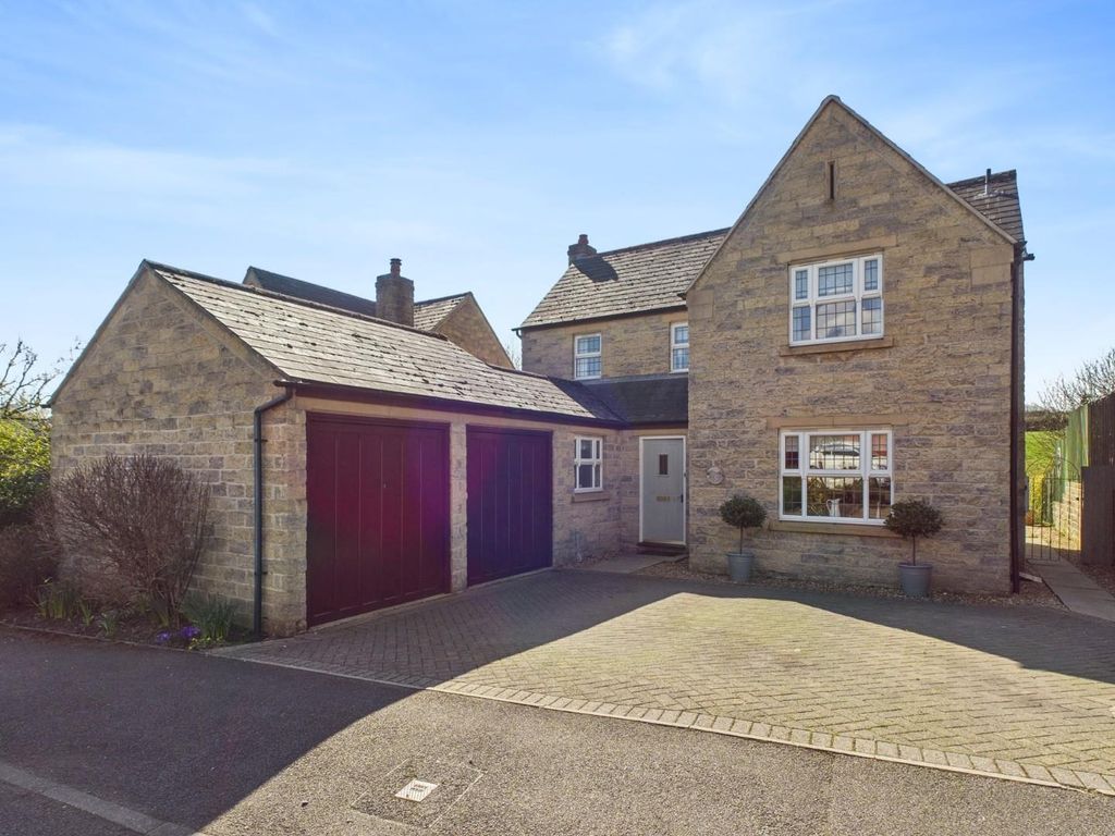 Property photo 1 of 45