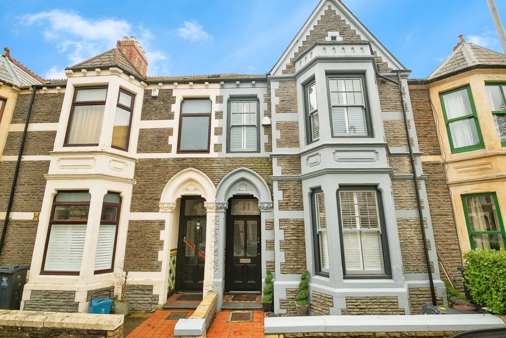 Property photo 1 of 19