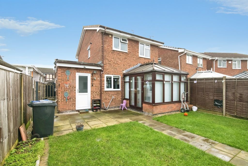 Property photo 2 of 17