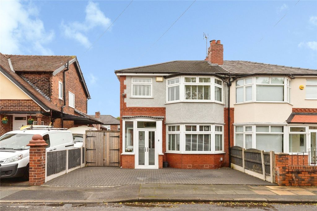 Property photo 1 of 21 Picture No. 12