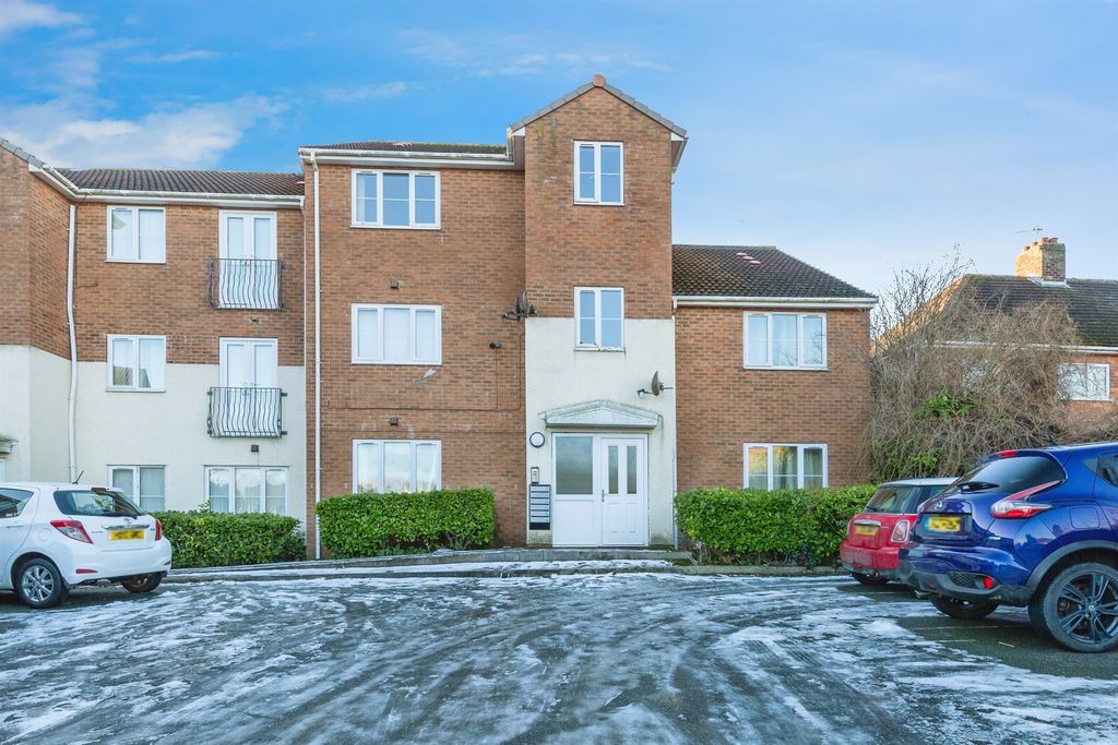 Property photo 1 of 11